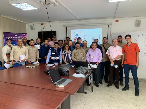 Capacitaci&oacute;n en normatividad vial dirigida a conductores de la Universidad del Valle